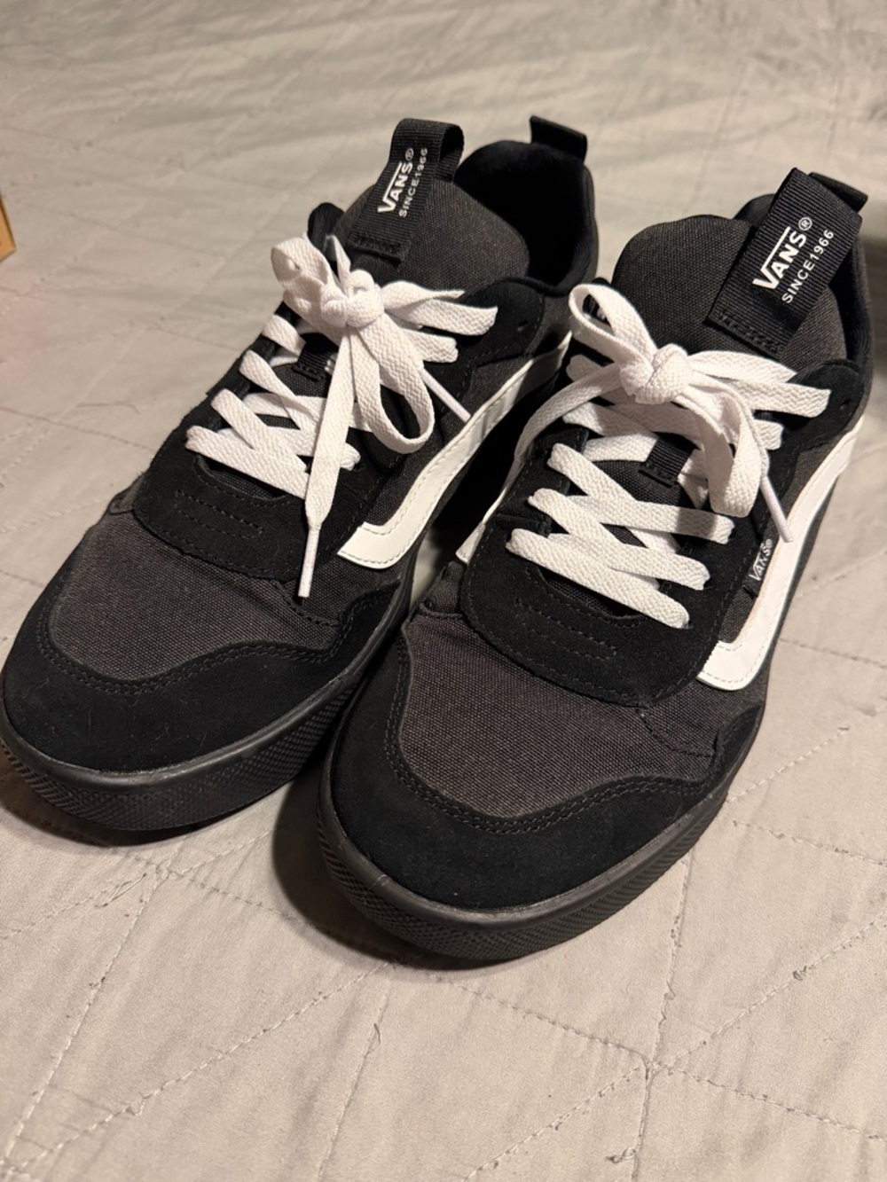 VANS Men Range EXP - Suede/Canvas Black/Black Sneaker Shoes - Size 10.5